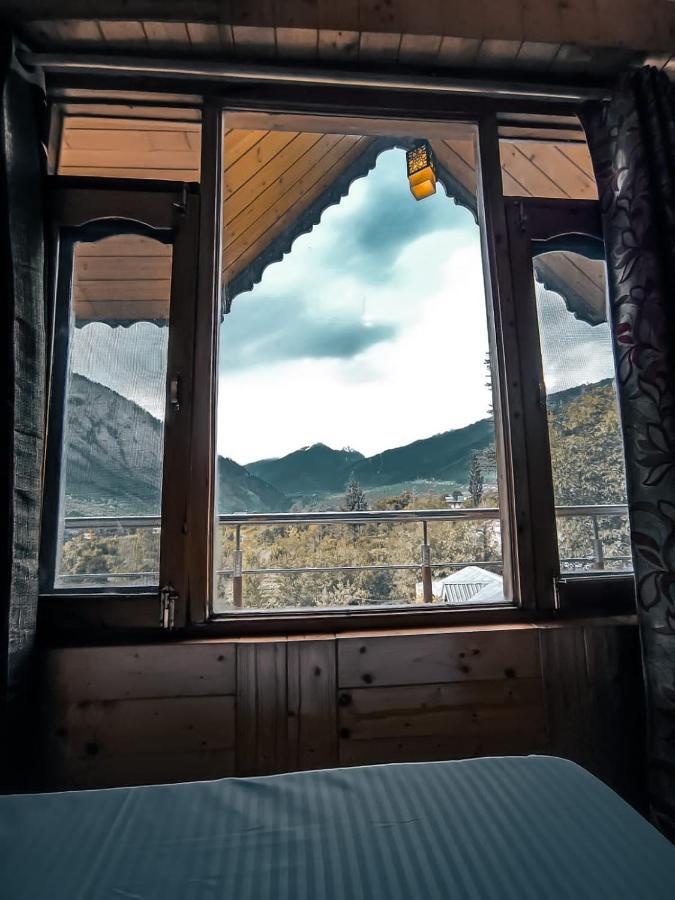 Throttle Shrottle Moto Hostel Manāli Екстериор снимка