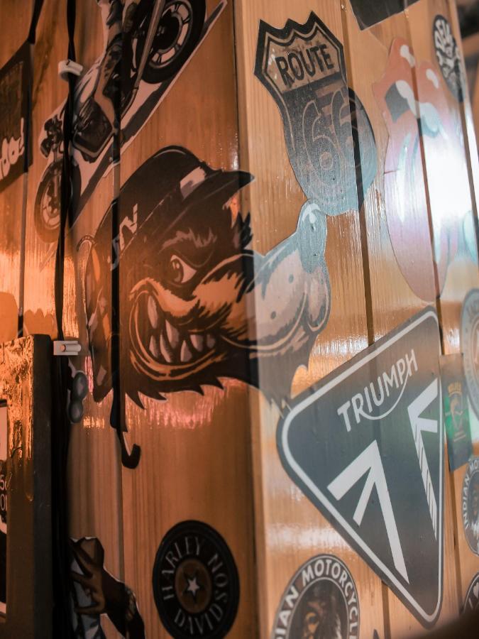 Throttle Shrottle Moto Hostel Manāli Екстериор снимка